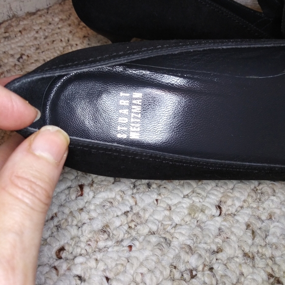 Vintage 90's/Y2k Stuart Weitzman Black Suede Pumps - Picture 3 of 11